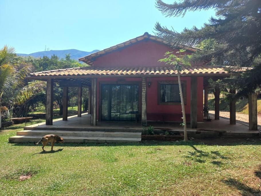 布鲁马迪纽Sitio Da Tia Lucia Perto Da Montanha别墅 外观 照片